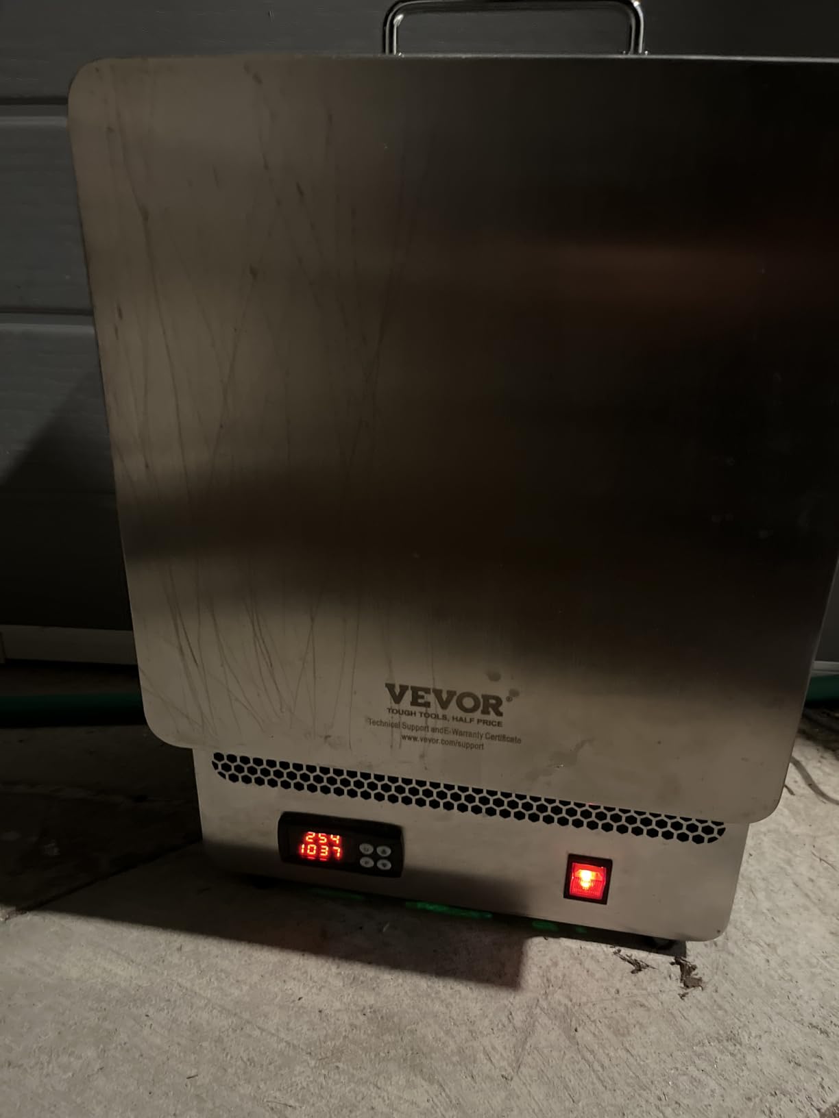 VEVOR 1650W Programmable Electric Kiln, Digital Melting Furnace with Max Temperature 2192℉/1200℃ for Lost-Wax Casting, Clay DIY, Metal Annealing, Ceramic Firing, PID Temp Control customer photo 1