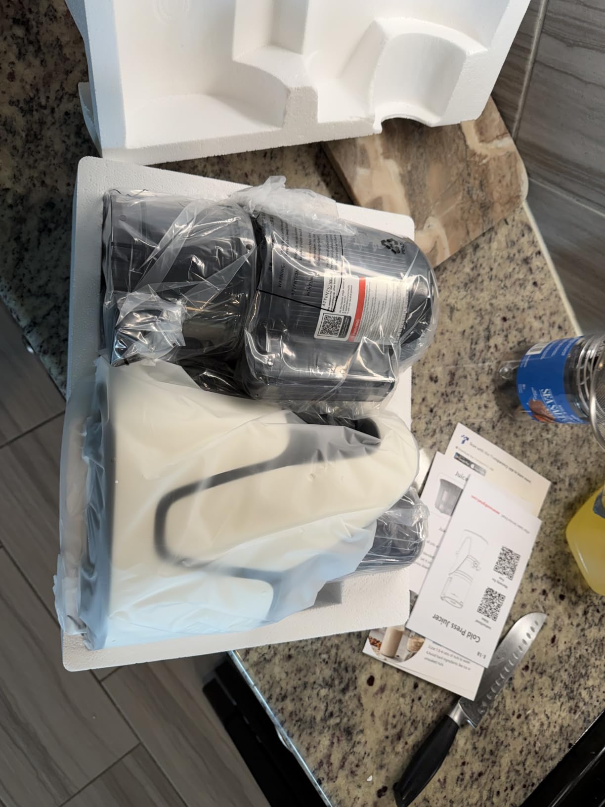 EanOruus Juicer Machines, 3-in-1 Cold Press Juicer, Bright White customer photo 2