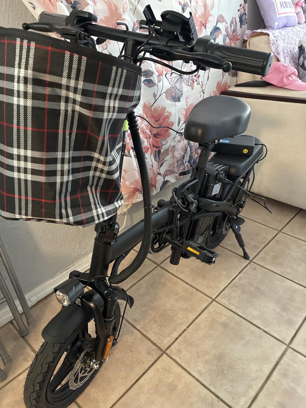 Electric Bike for Adults and Teens, 560-740W Motor, 20-25MPH Compact Commuter Folding Ebike, 32 Miles Range, 48V 10Ah Battery, 3-Level Pedal Assist, 14