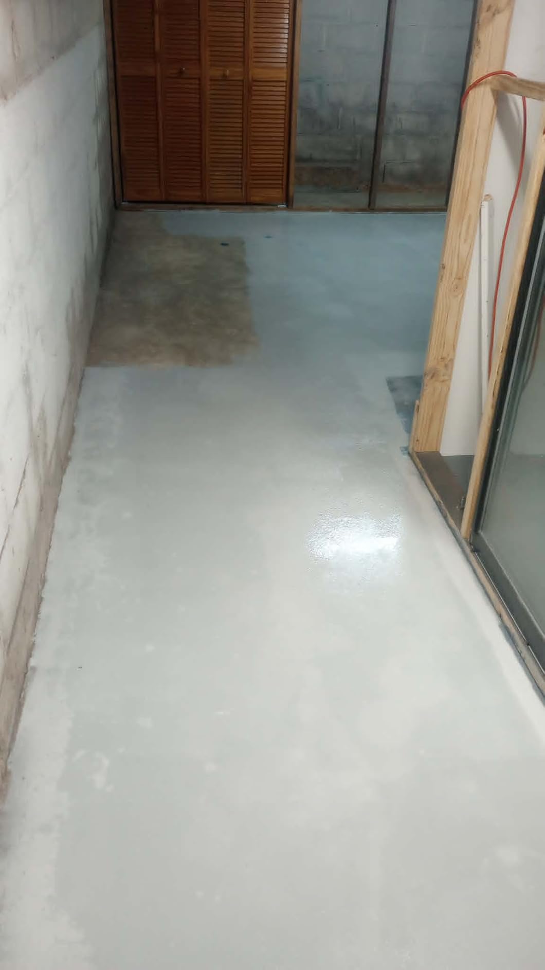 2-Part Epoxy Floor Coating | 1.06 Gal | 1:1 Mix Ratio | Low VOC, Garage & Basement Floor Paint | Anti-Slip, Chemical Resistant, 4H Hardness | Self-Leveling High-Gloss Finish for 270 Sq.Ft Per Coat customer photo 2