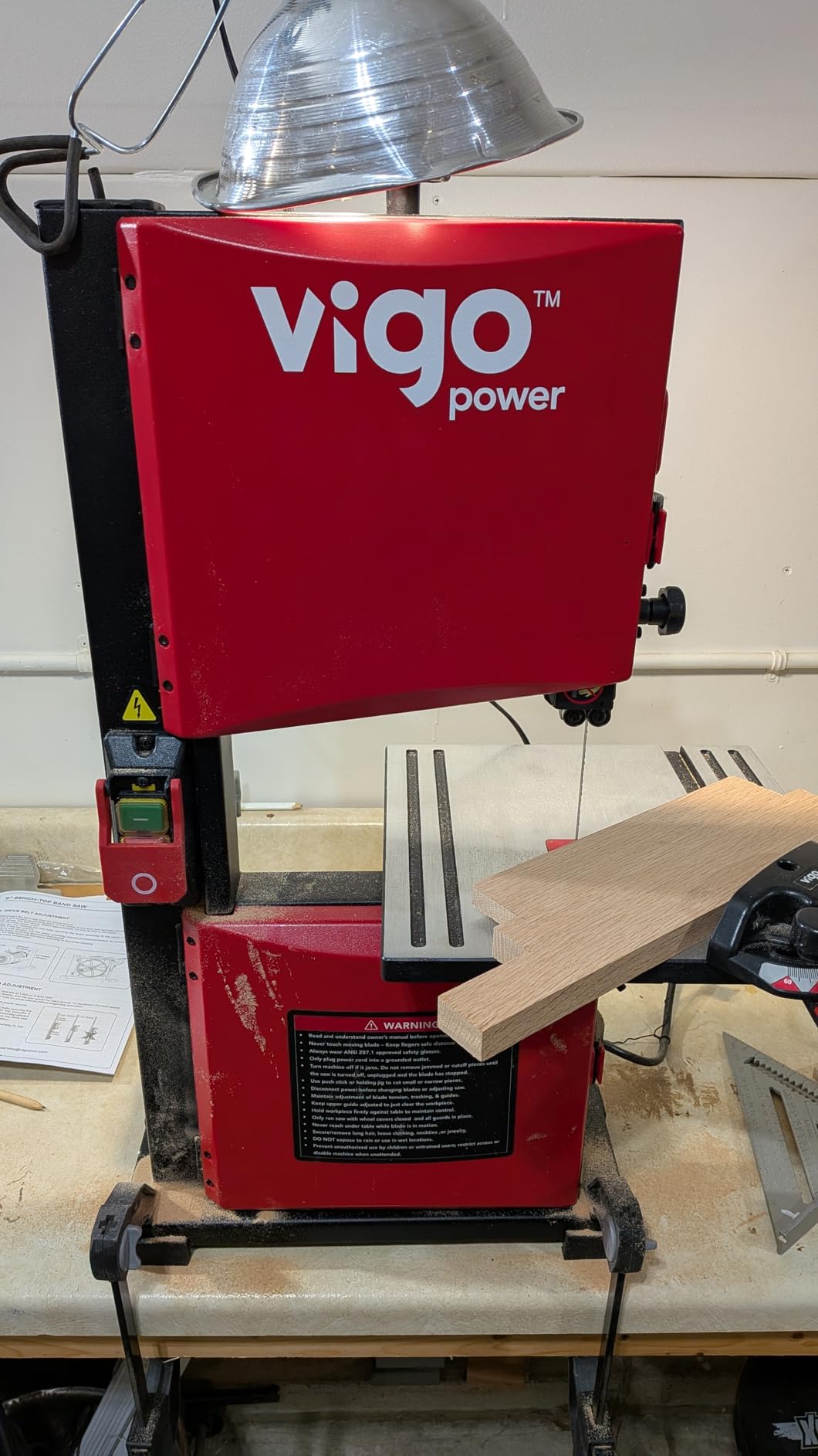 9 Inch Benchtop Band Saw for Woodworking, 2.8A Portable Bandsaw customer photo 1
