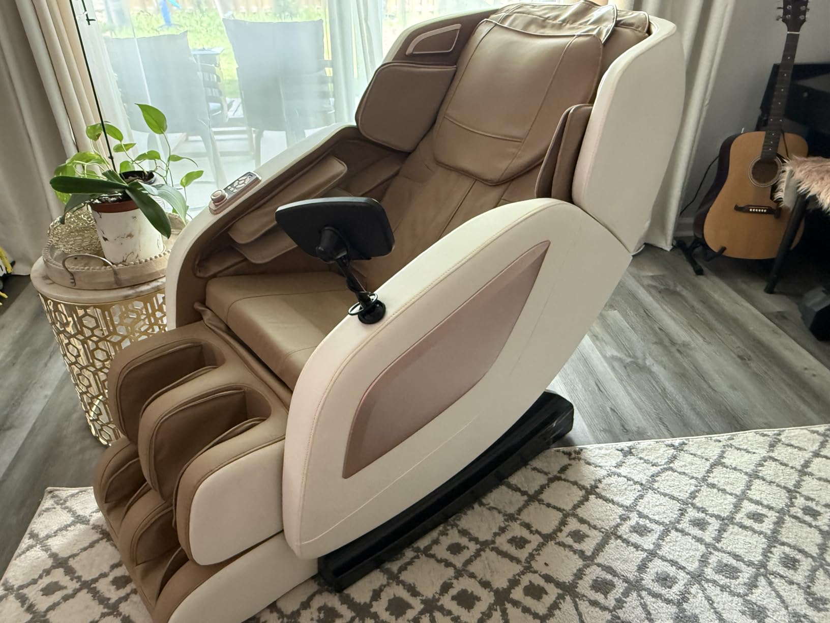 Mazzup Full Body Zero Gravity Shiatsu Massage Chair with Fully Assembled, LCD Screen, Shortcut Keys, USB Charging Port, Heat, for Loved Ones, Parents, Black customer photo 2