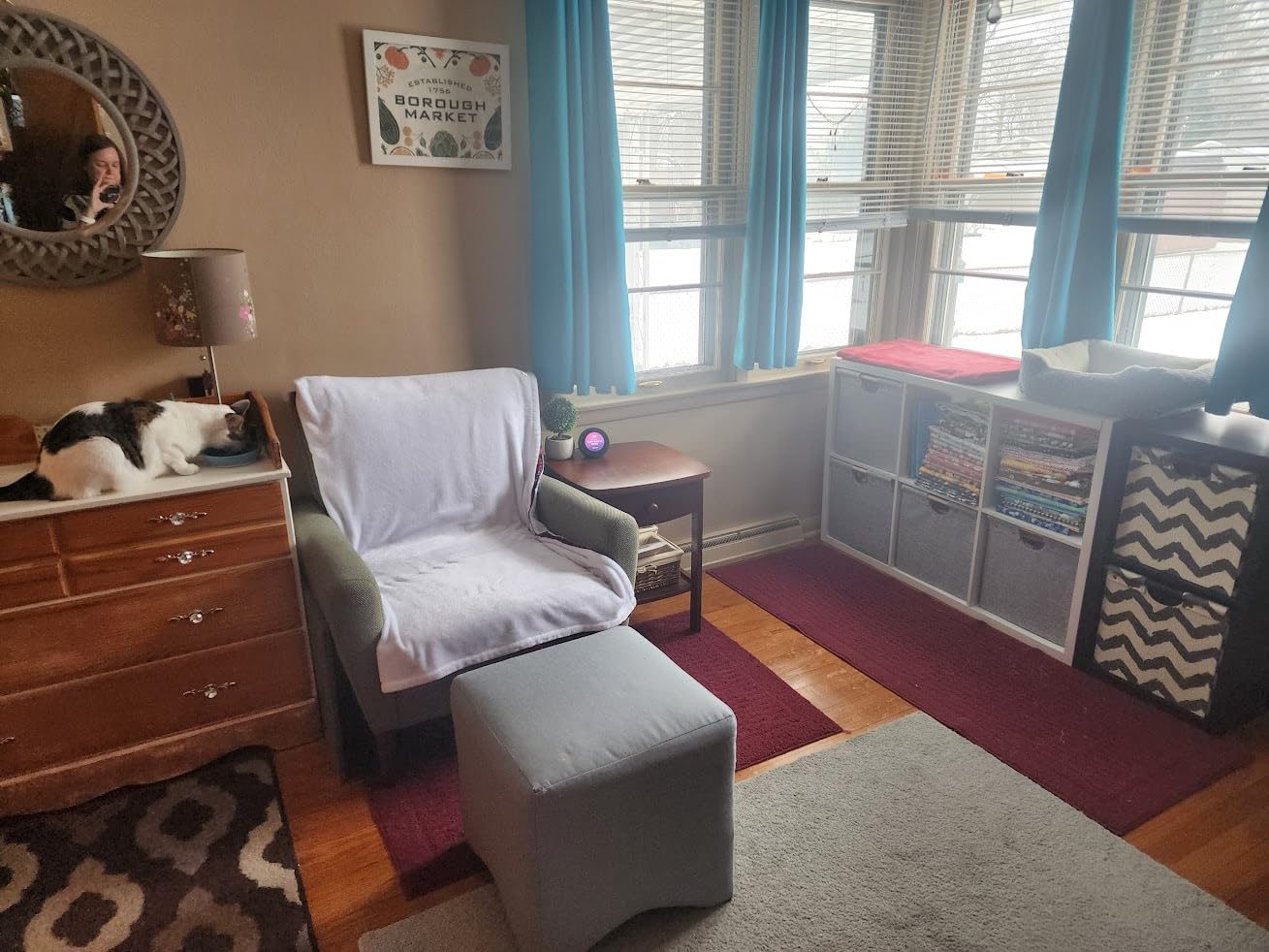 OLIXIS Comfy Accent Chair for Living Room Bedroom and Waiting Room customer photo 1