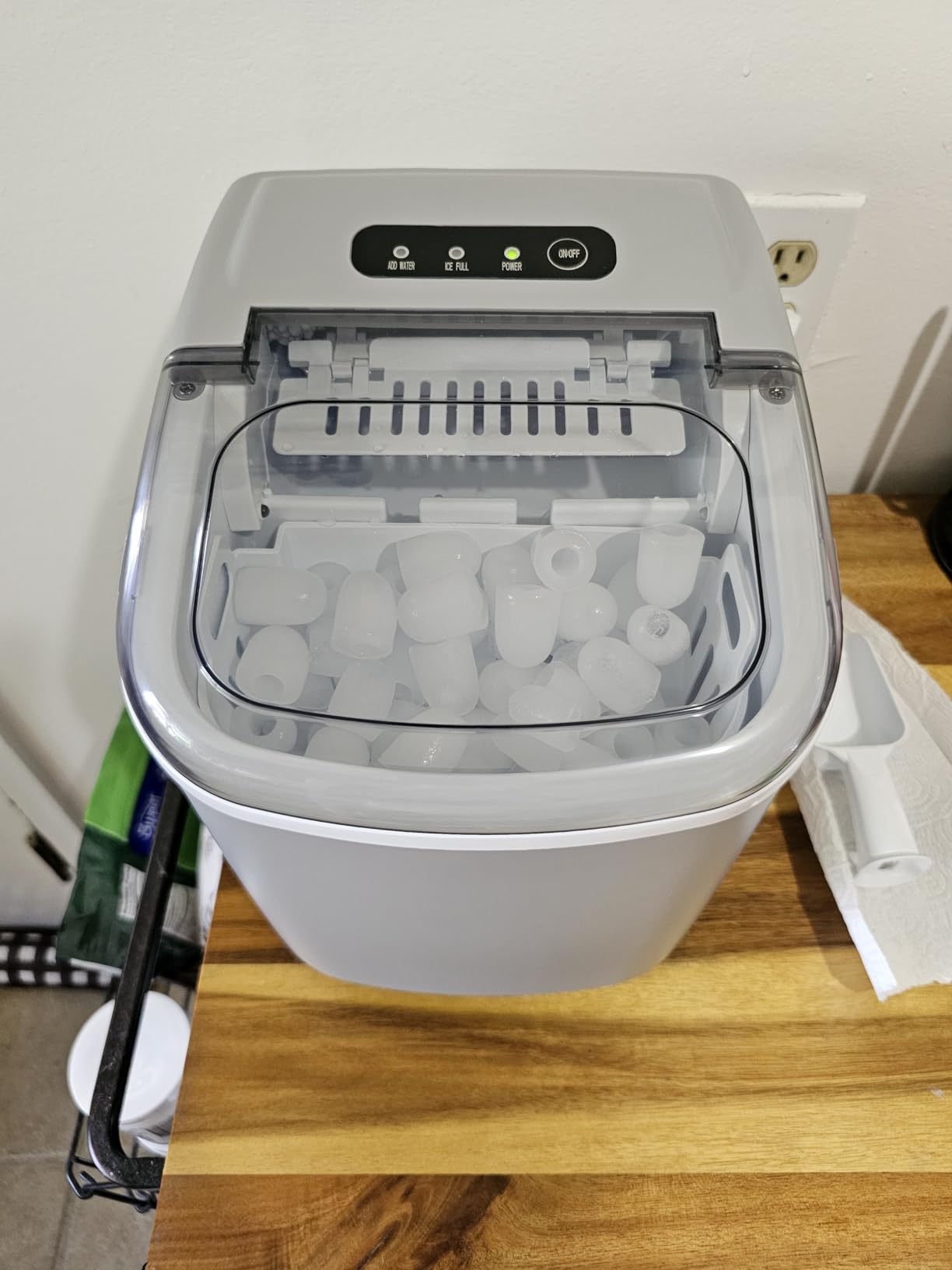 Crzoe Countertop Ice Maker, 26Lbs/24H,2 Sizes of Ice, Self-Cleaning,Black customer photo 1