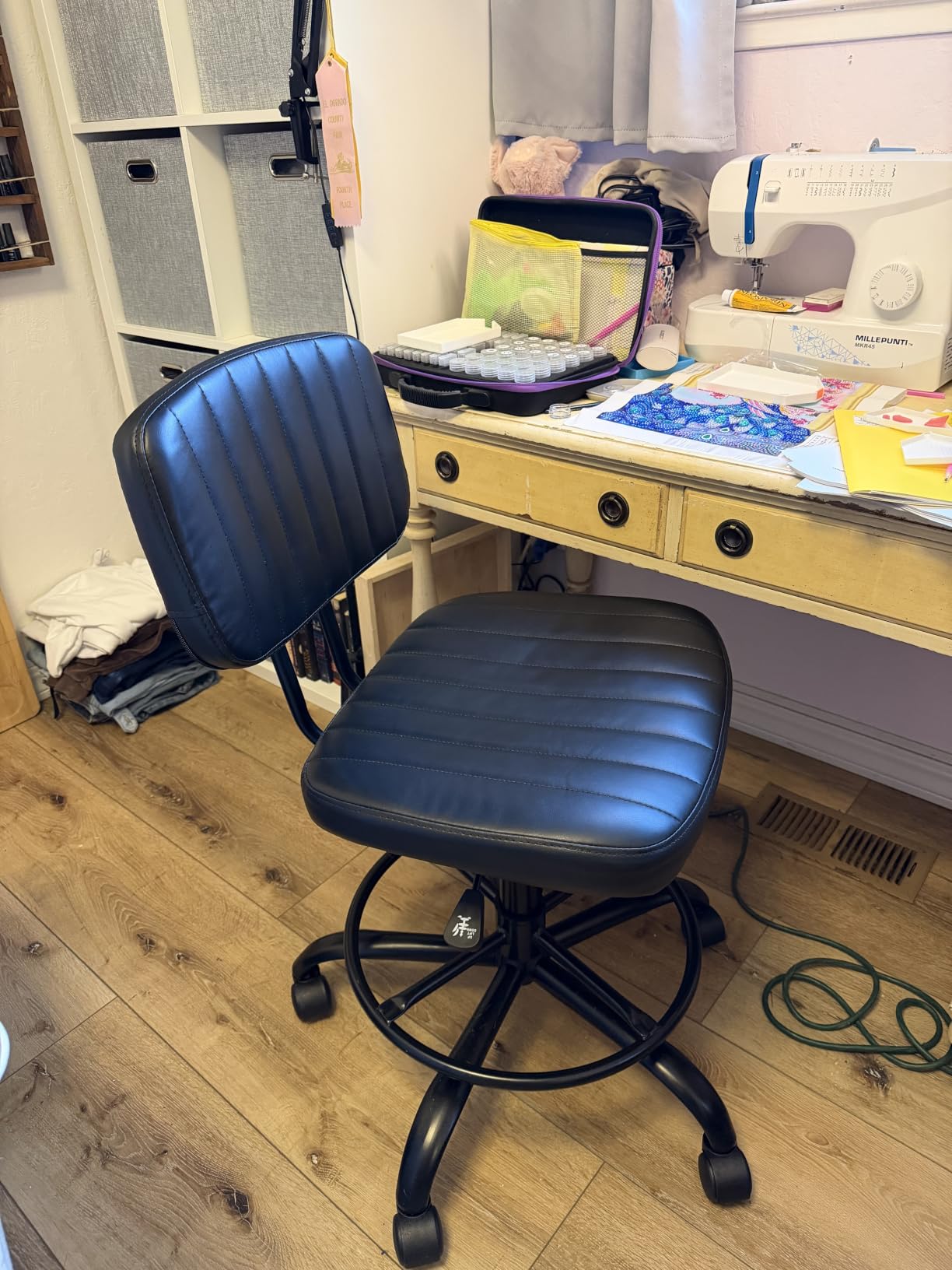 DUMOS Armless Drafting Chair, Standing Desk Chair, Rolling Stool customer photo 1