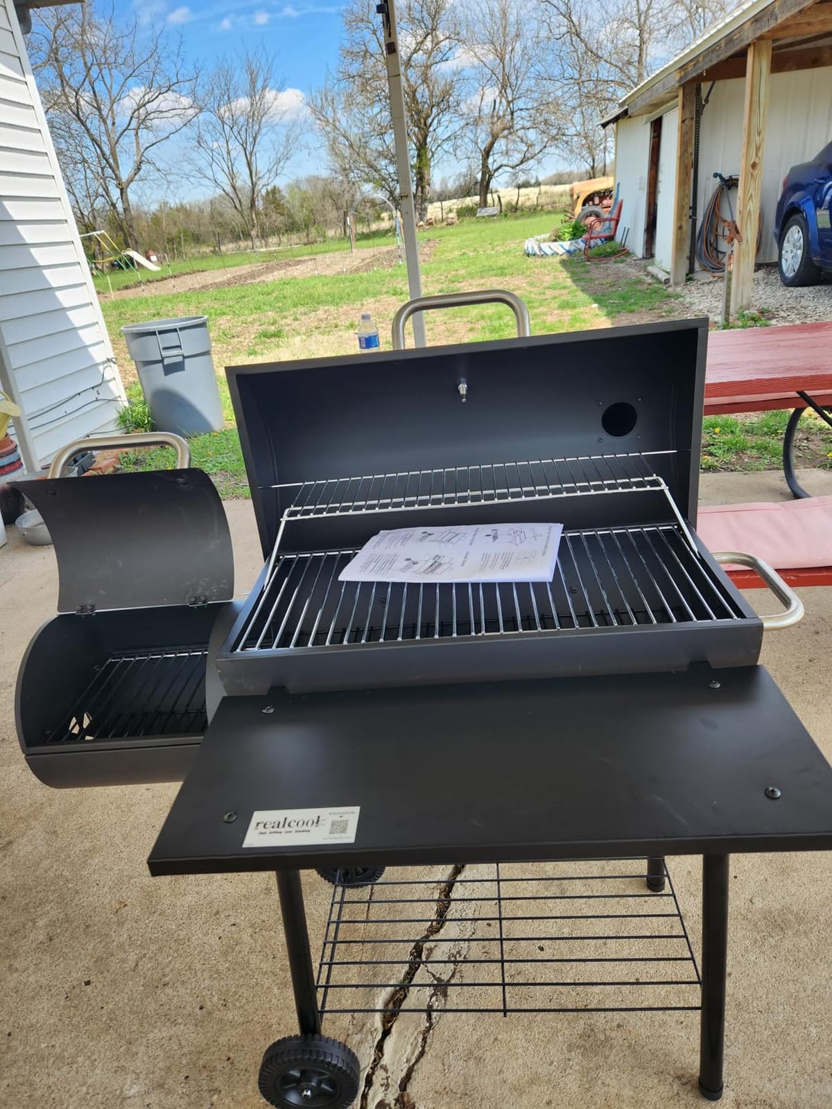 Realcook Charcoal Grill with Offset Smoker: Spacious Barrel Charcoal Grills | with 800 Sq. In. Cooking Space - BBQ Offset Smoker Combo for Backyard Parties Weekend Barbecues Gatherings customer photo 1