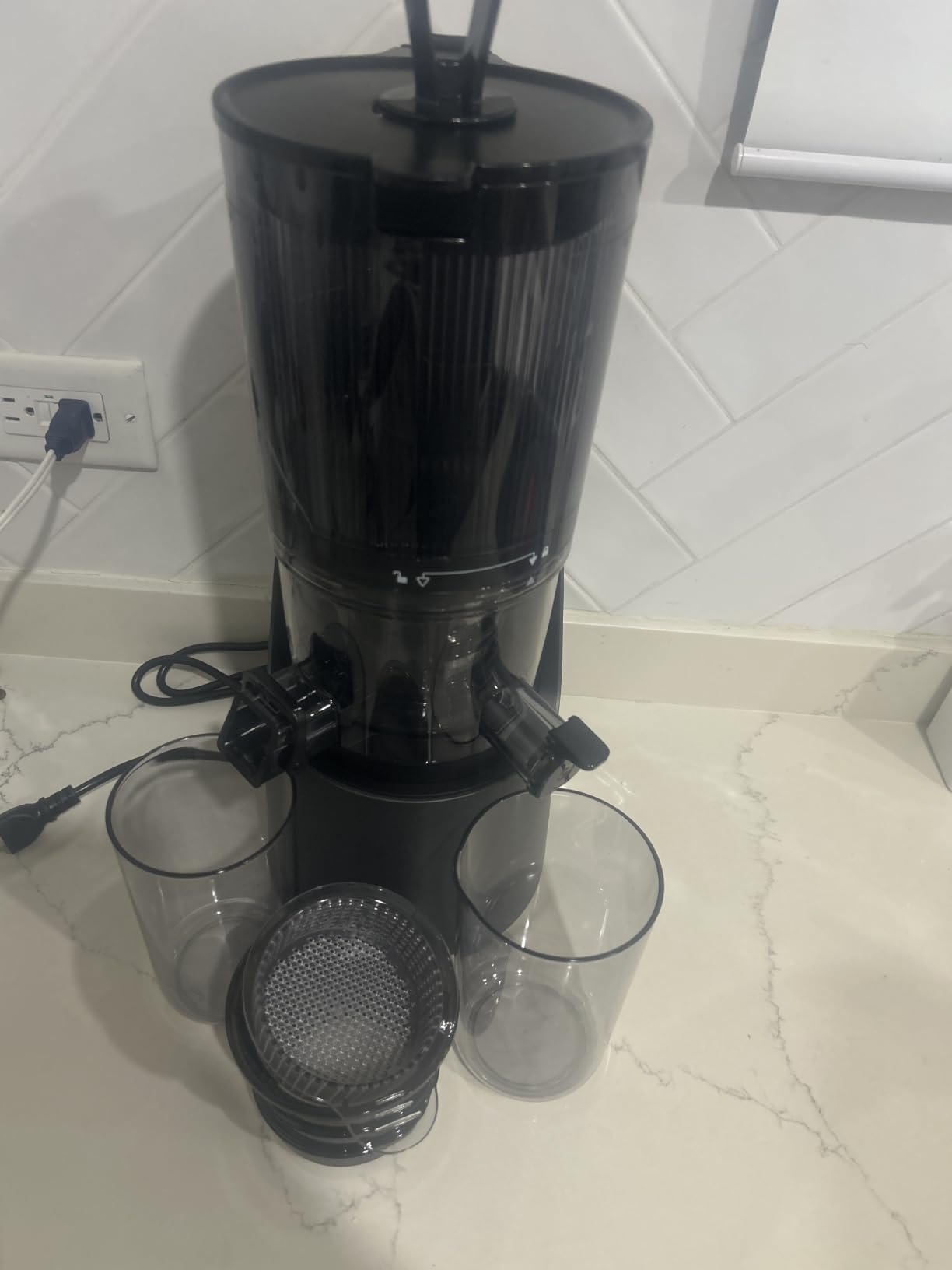 Canoly 3-in-1 Cold Press Juicer C16, Makes Juice & Sorbet & Nut Milk customer photo 1