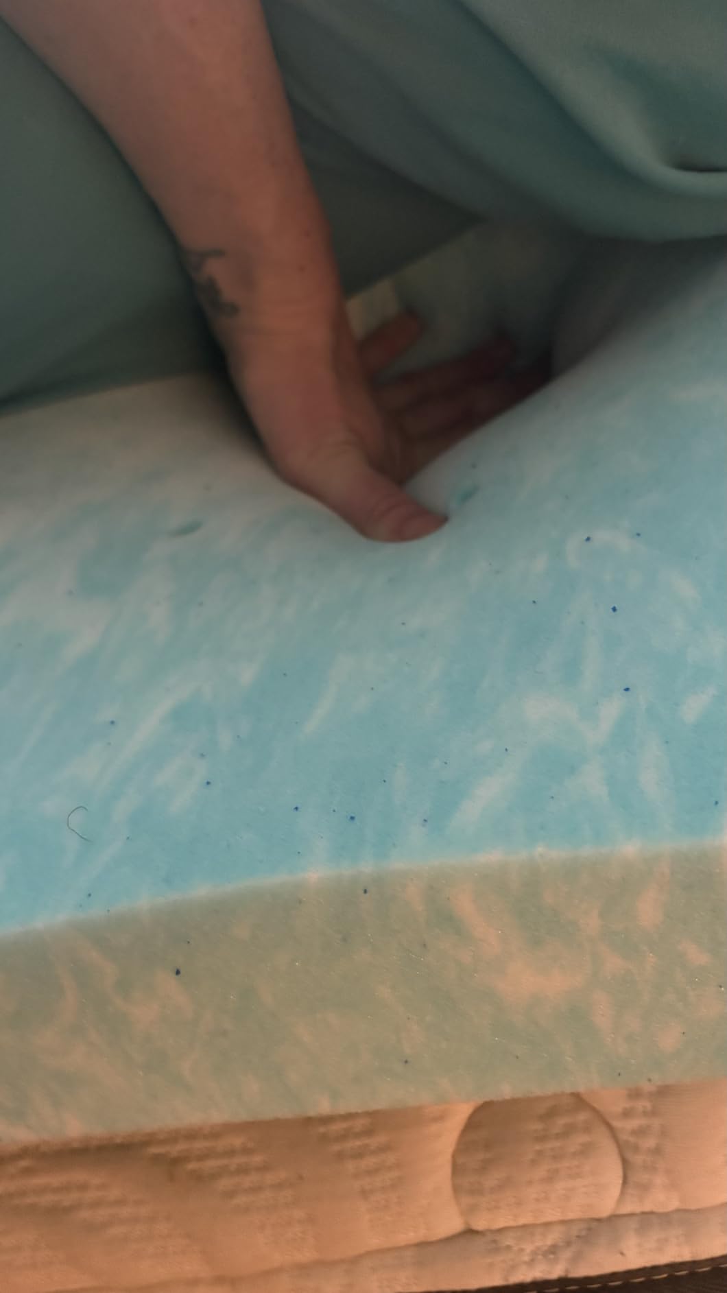 OLIXIS 3 Inch Queen Cooling Gel Infused Memory Foam Mattress Topper Bed Pad customer photo 2