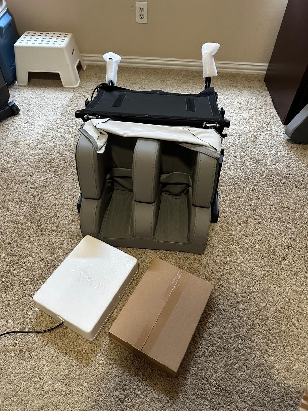 Zero Gravity Massage Chair Full Body Recliner, 16 Fixed Rollers customer photo 1